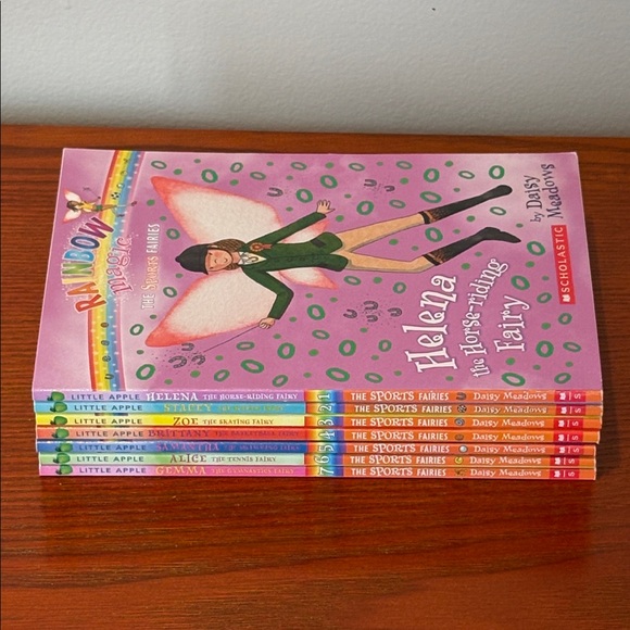 Rainbow Magic The Sport Fairies Series 7 Book Collection - Picture 12 of 12